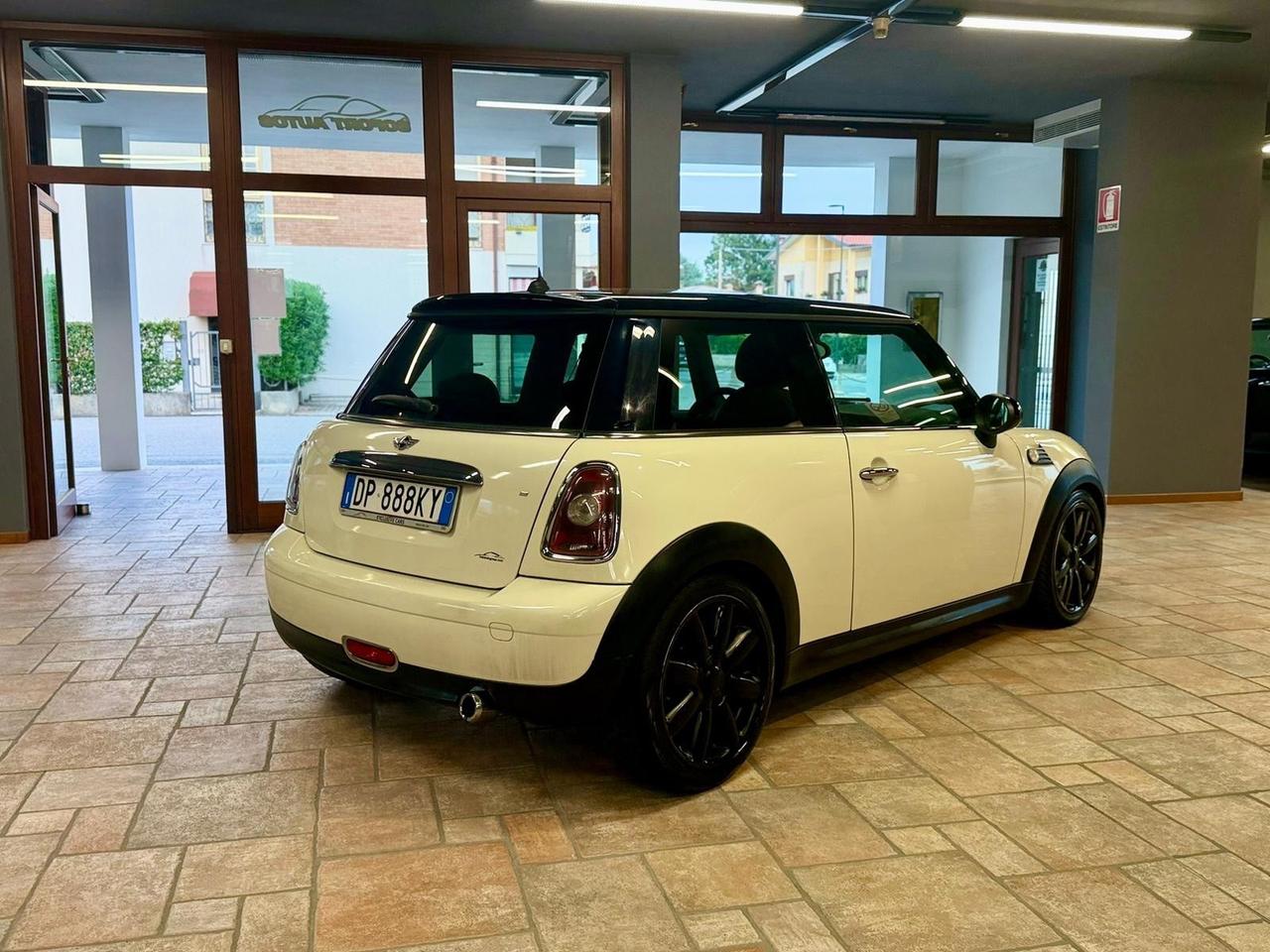 Mini 1.6 16V Cooper D