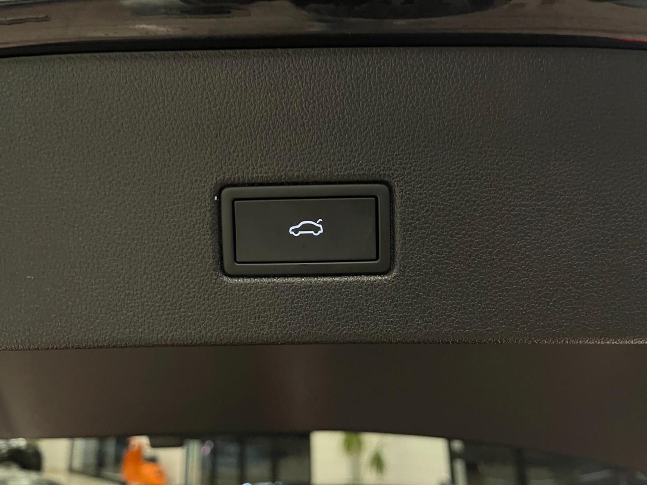 Volkswagen T-Roc 2.0 TDI SCR 150 CV DSG R-Line