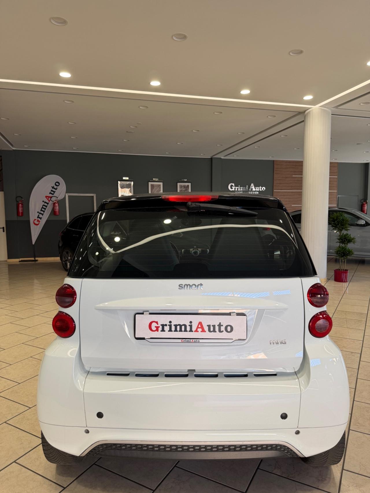 Smart ForTwo 1000 52 kW MHD coupé pure