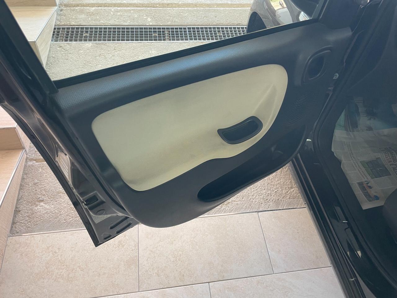 Fiat Panda 1.2 GPL NUOVO Lounge DISTRIBUZIONE + FRIZIONE NUOVI TAGLIANDATA