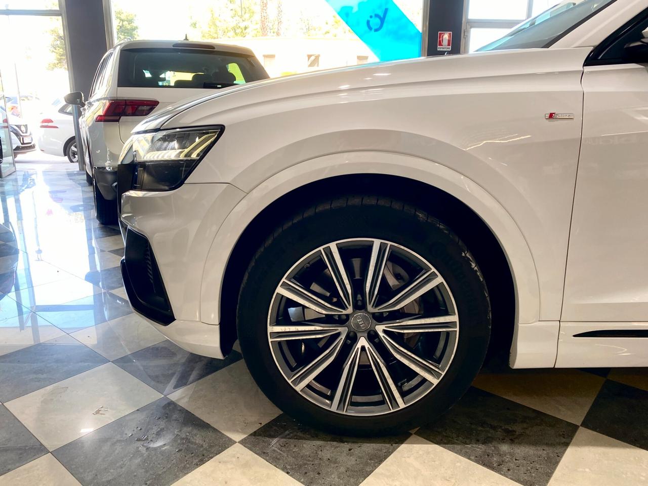 Audi Q8 50 TDI 286 CV quattro tiptronic Sport S-line