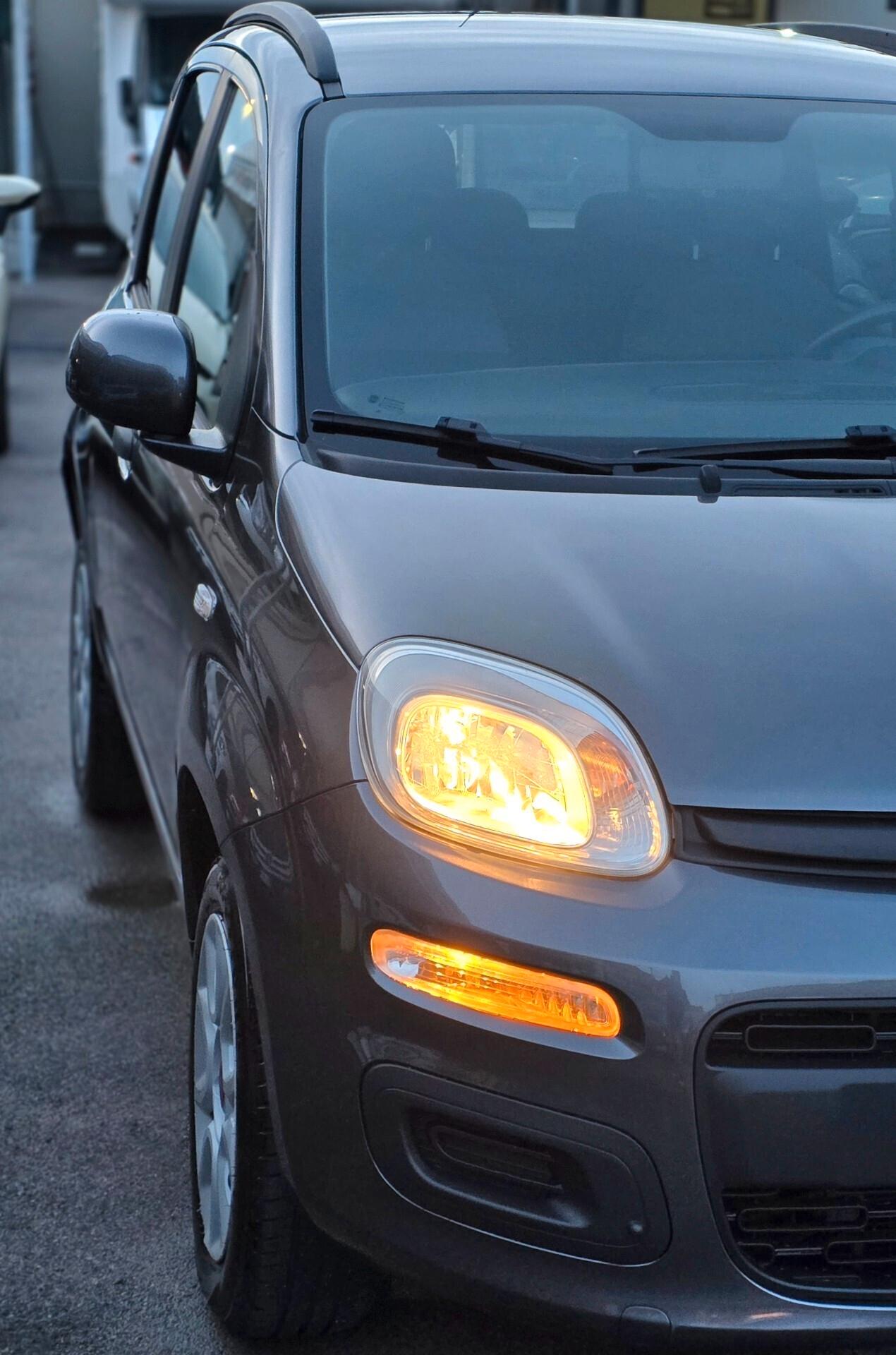 Fiat Panda 0.9 TwinAir Turbo Natural Power Lounge