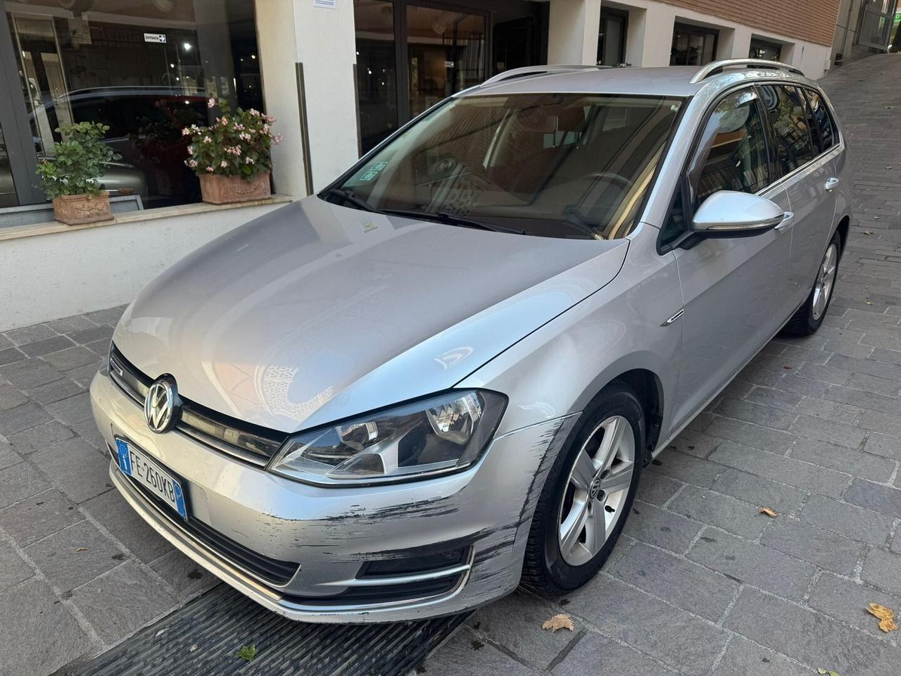 VOLKSWAGEN Golf Variant 1.4 TGI Comfor. BlueMotion