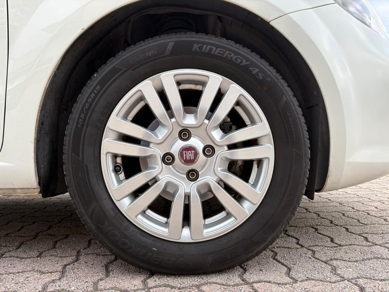 FIAT PUNTO EVO 1.3 MJT SI A NEOPATENTATI