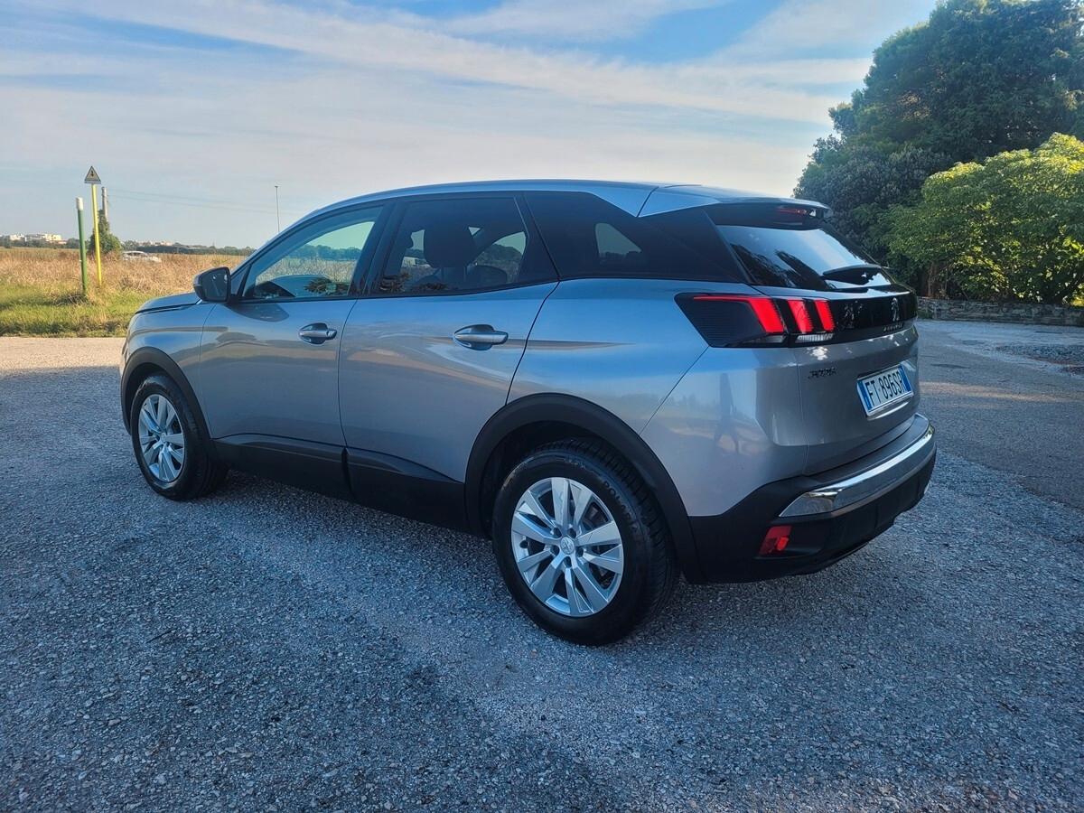 Peugeot 3008 BlueHDi 130 S&S Business