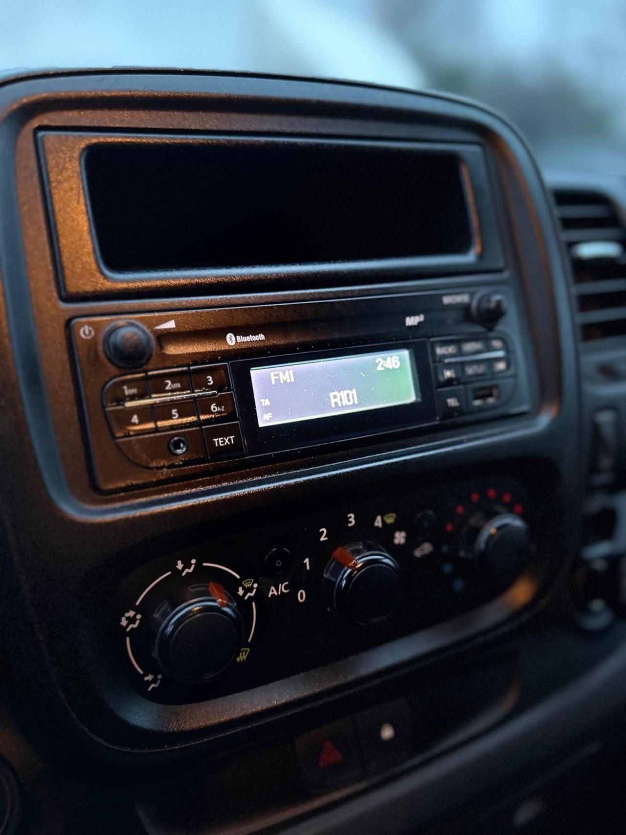 Opel Vivaro 1.6 BiTurbo 145CV 9POSTI 2015