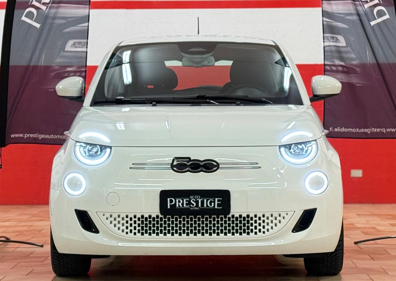 Fiat 500 500e 42 kWh La Prima