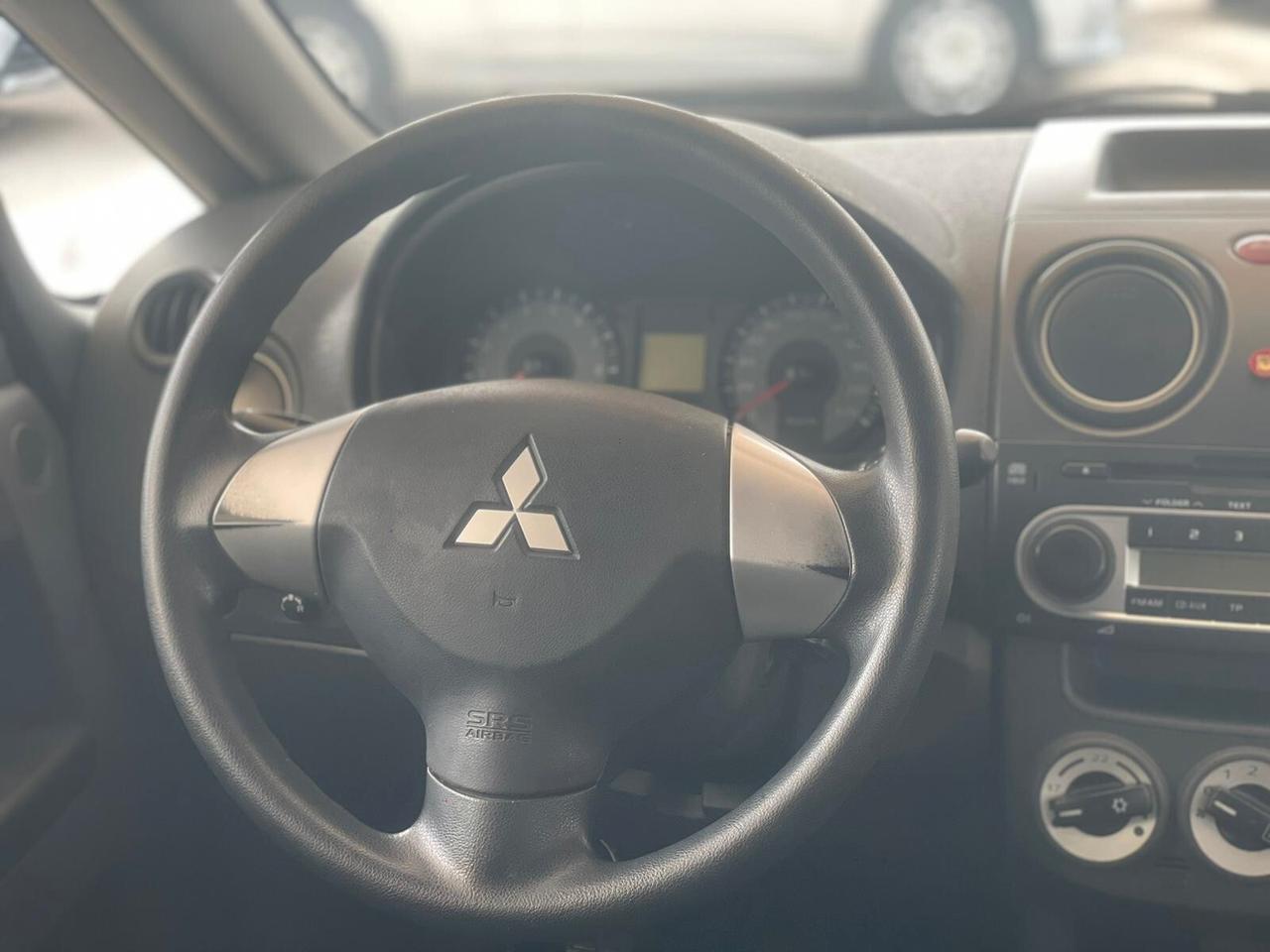 Mitsubishi Colt 1.1 12V 5p.GPL Special Action Model