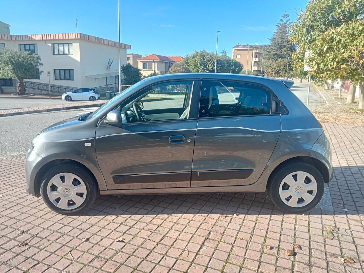 Renault Twingo TCe 90 CV GPL Duel km 77000