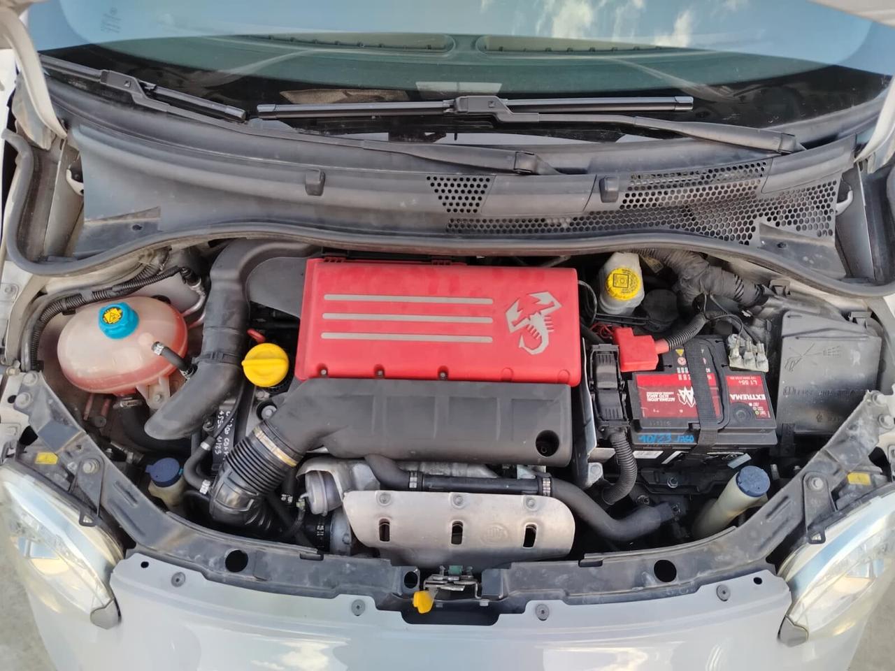 Abarth 595 1.4 Turbo T-Jet 140 CV