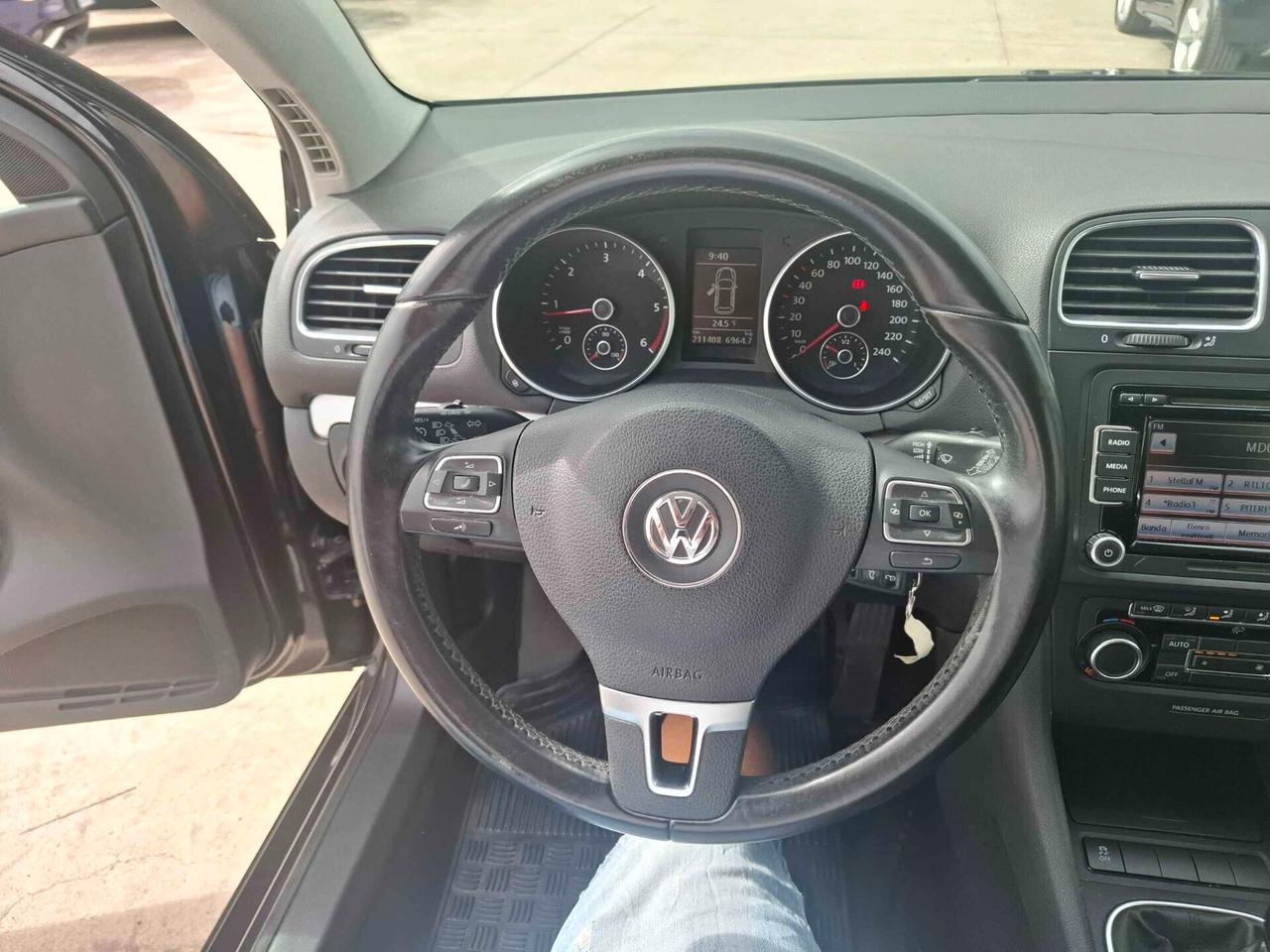 VOLKSWAGEN GOLF 6 1.6 TDI HIGHLINE - 2011