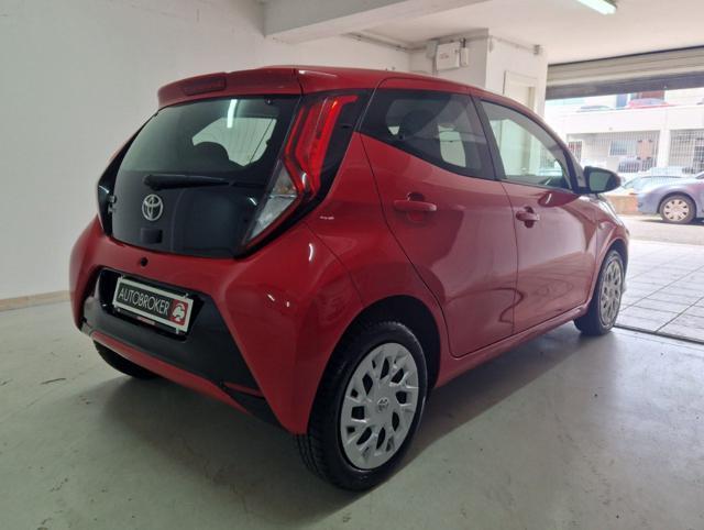 TOYOTA Aygo Connect 1.0 VVT-i 72 CV 5 porte x-cool