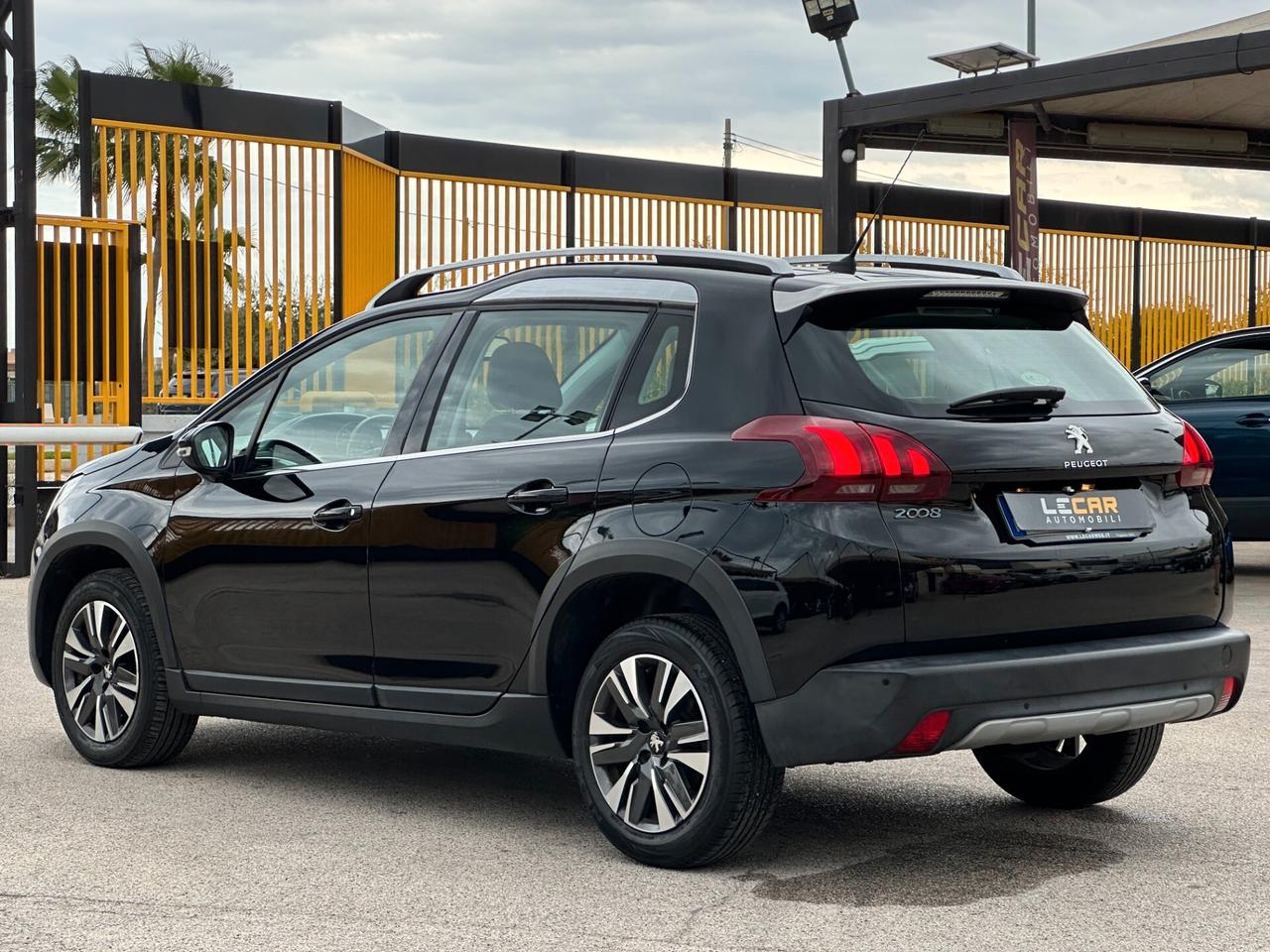 PEUGEOT 2008 1.6 BlueHDi 100 Allure