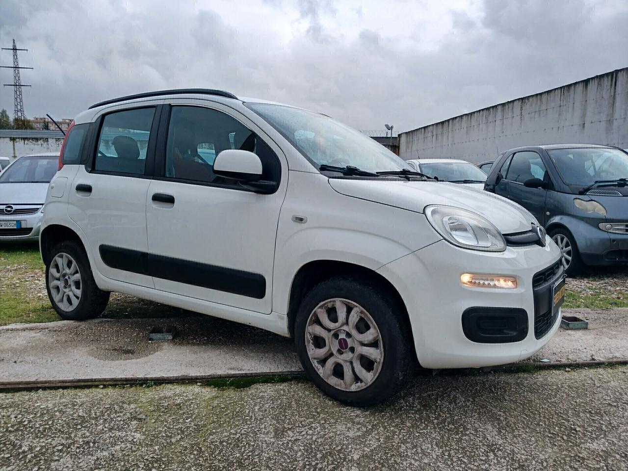 Fiat Panda 0.9 TwinAir Turbo Natural Power Lounge
