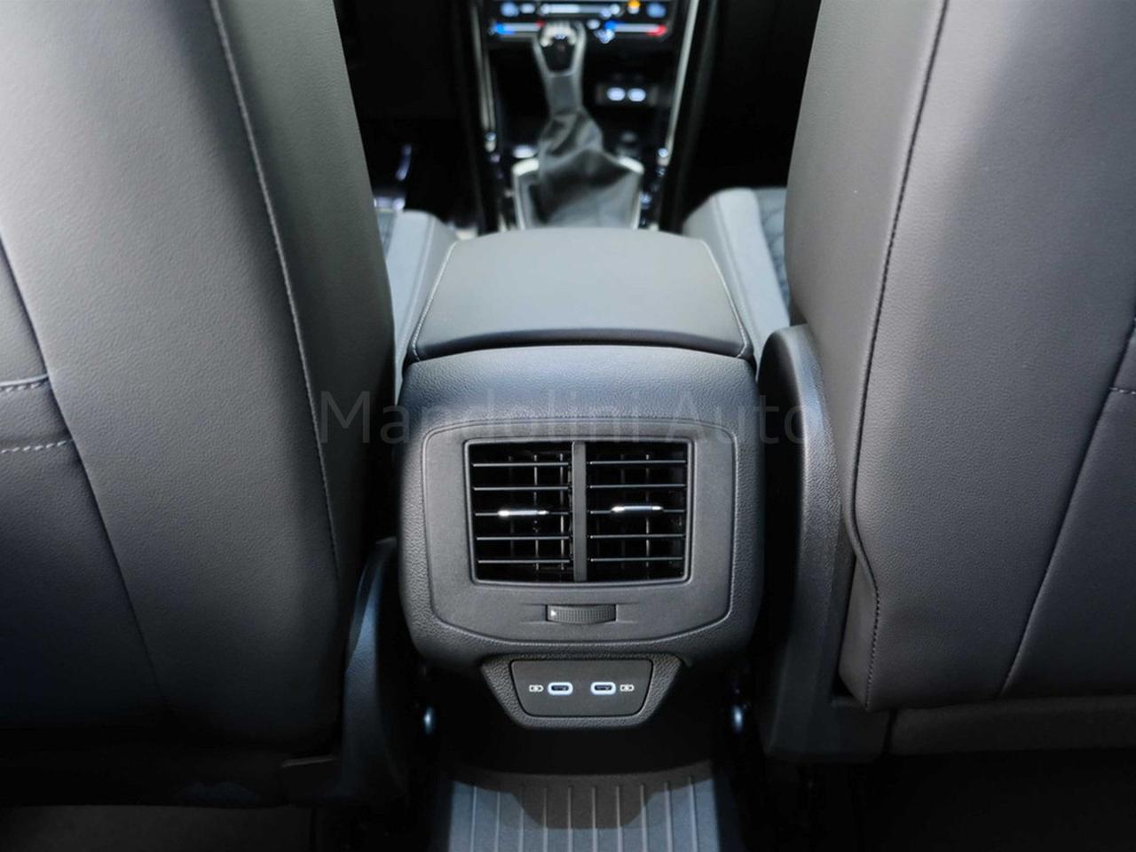 Volkswagen T-Roc 2.0 tdi scr 115cv r-line plus