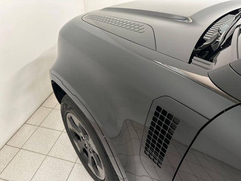 Land Rover Defender Defender 110 3.0D I6 200 CV AWD Auto X-Dynamic SE