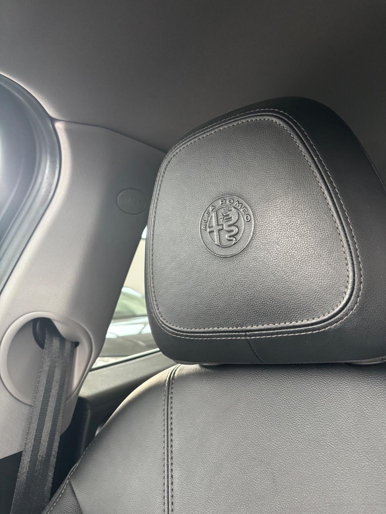 Alfa Romeo Giulia 2.2 Turbodiesel 180 CV Super