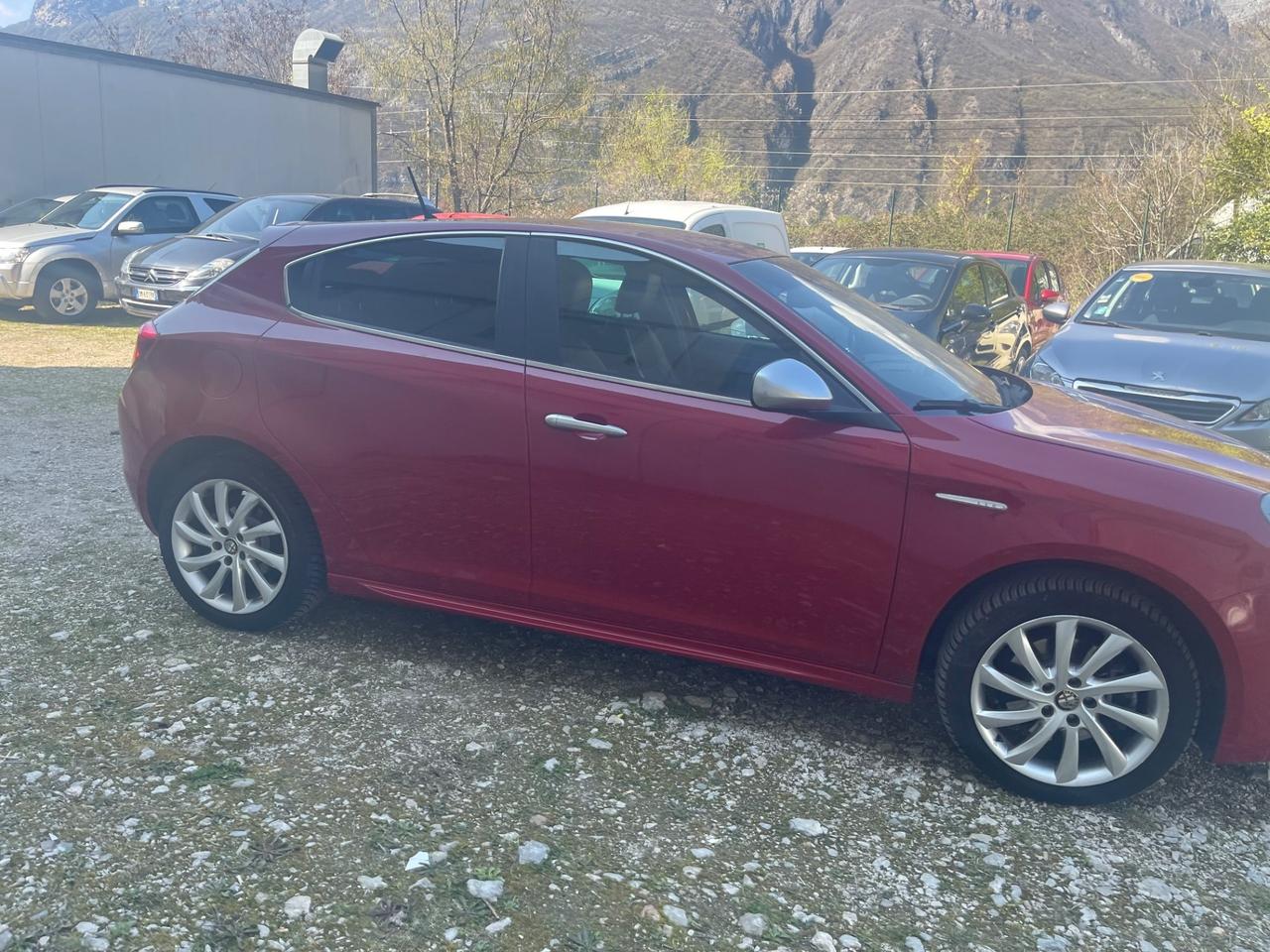 Alfa Romeo Giulietta 2.0 JTDm-2 140 CV Distinctive