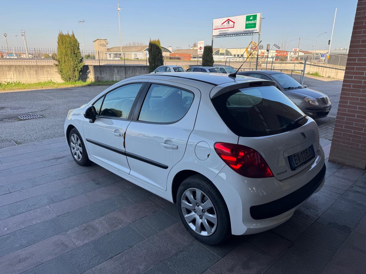 Peugeot 207 1.4 8V 75CV 5p. X Line ECO GPL NEOPATENTATI