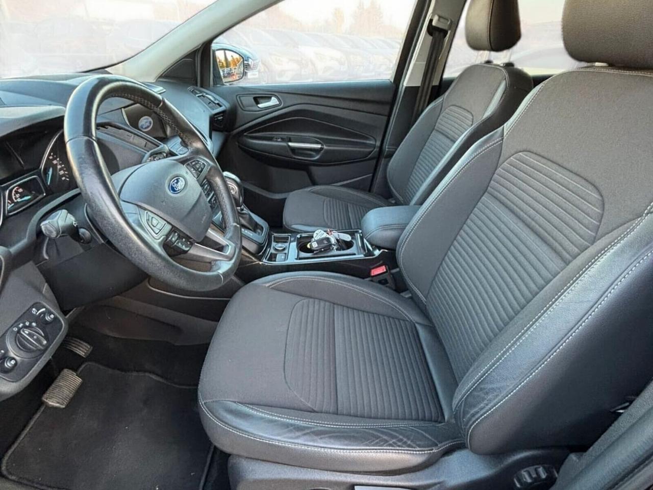 Ford Kuga 2.0 TDCI 150 CV S&S 4WD Powershift Business