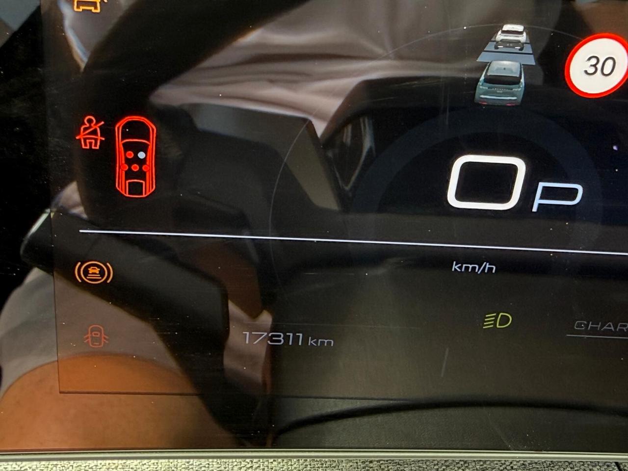 PEUGEOT 3008 2025 Hybrid 136 e-DCS6 GT 17000KM