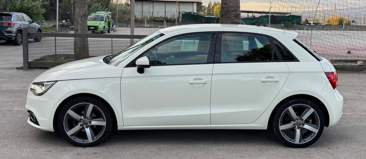 Audi A1 SPB 1.6 TDI CAMBIO AUTOMATICO/UNICOPROPRIETARIO