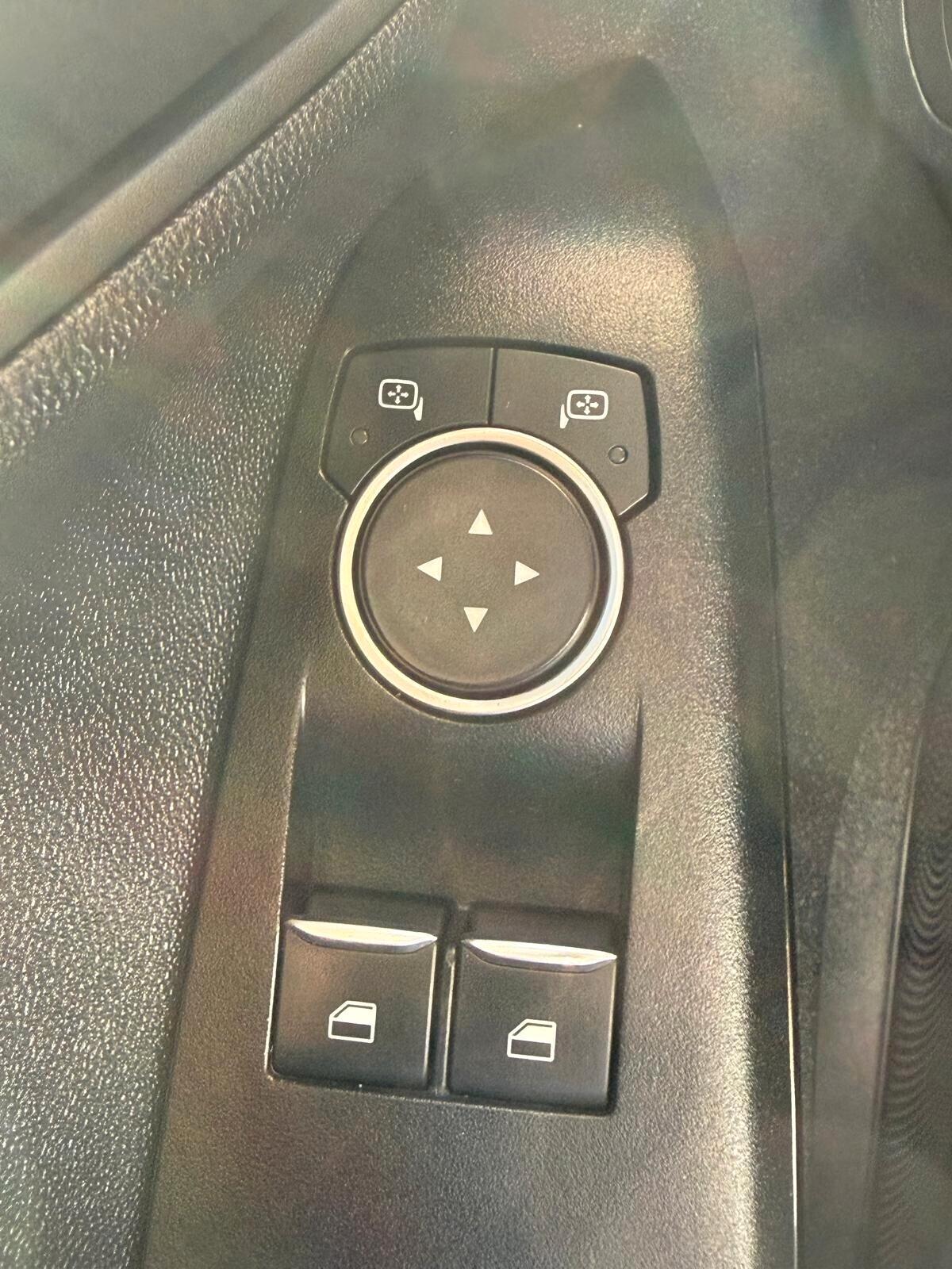 Ford Fiesta 1.1 75 CV 5 porte Connect