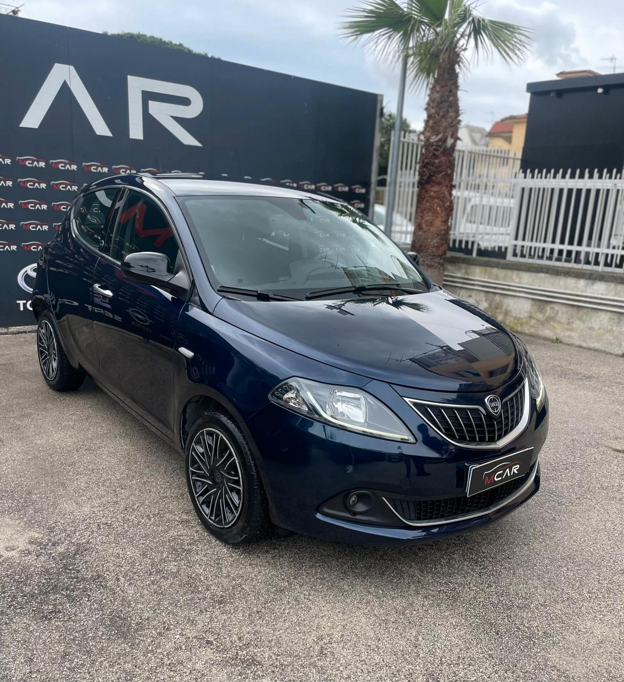 Lancia Ypsilon 1.0 FireFly 5 porte S&S Hybrid Ecochic Gold