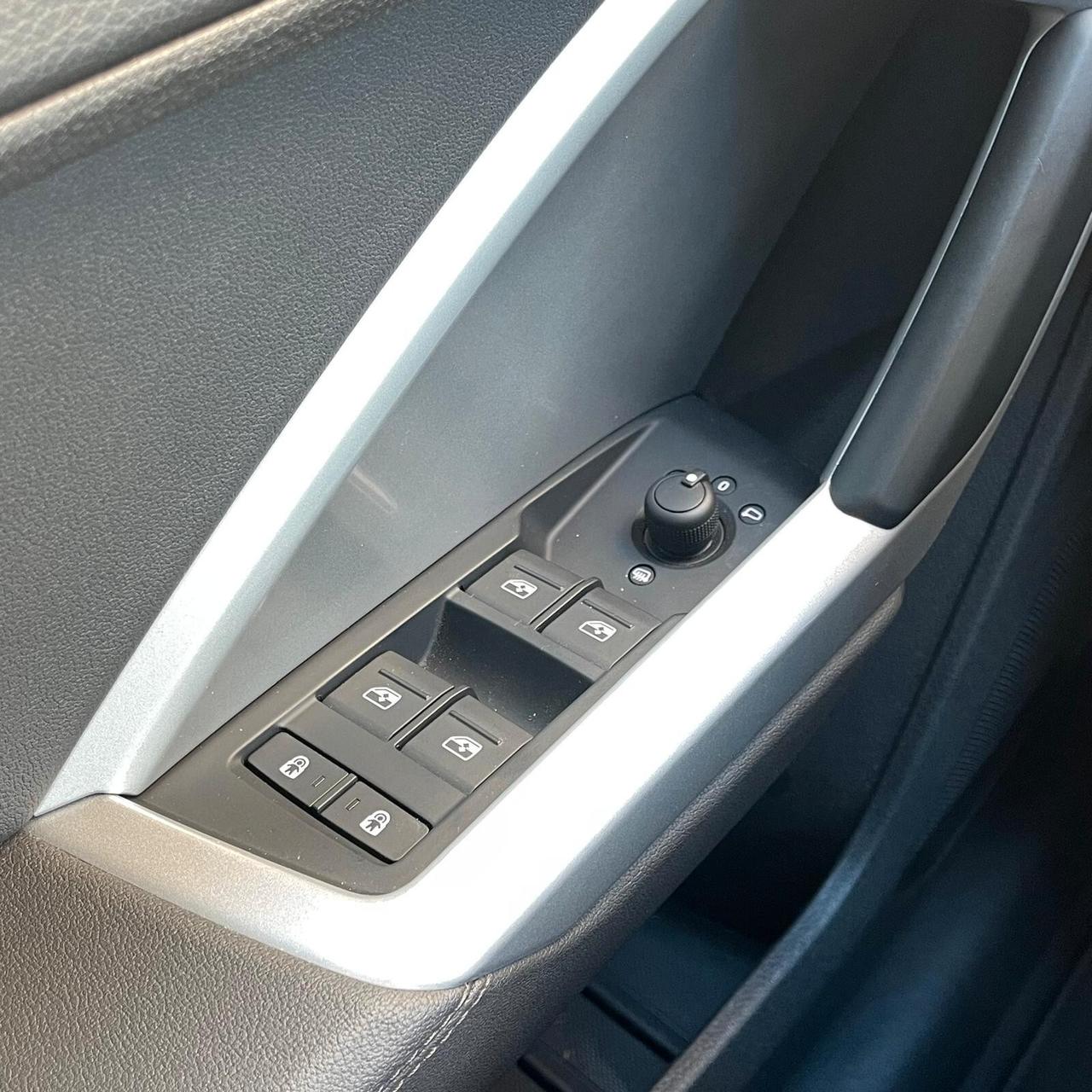 Audi Q3 35 TDI 150cv S-tronic S- line