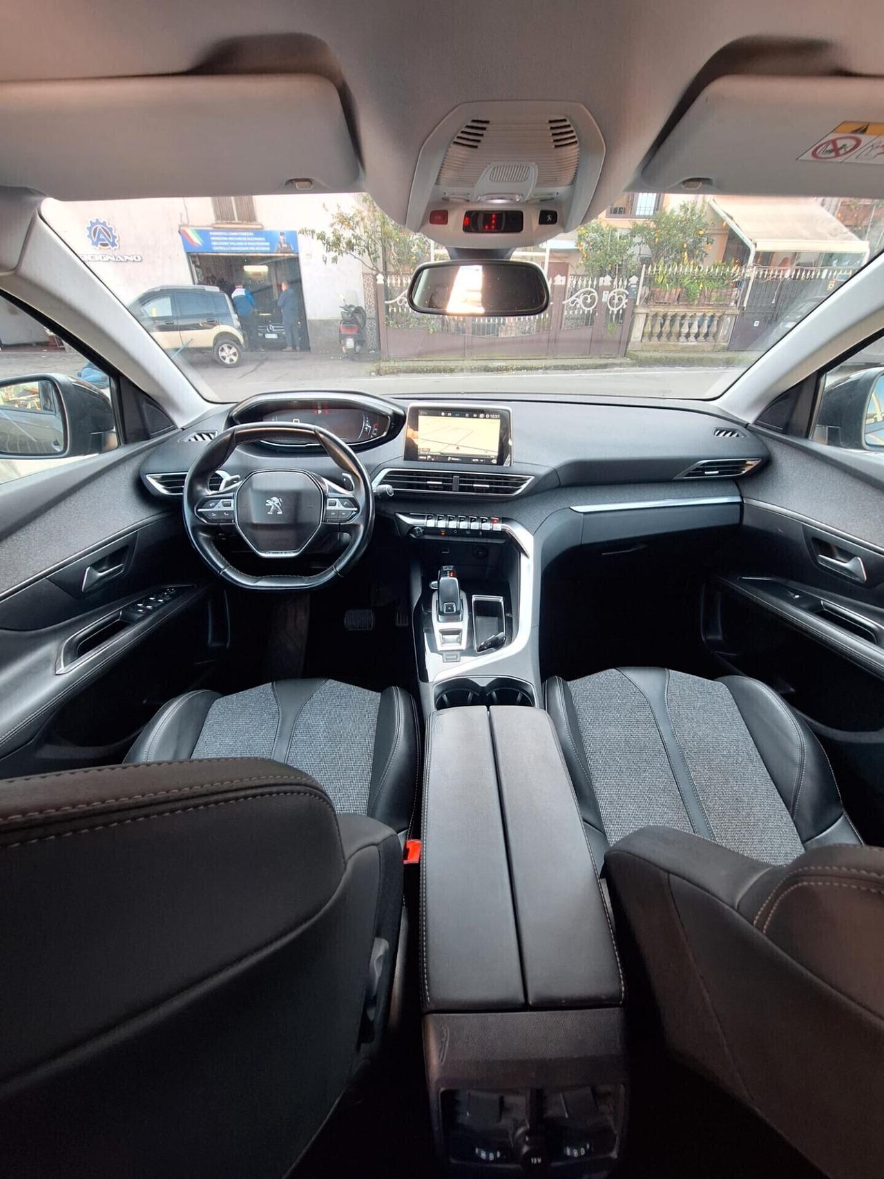 Peugeot 3008 BlueHDi 130 S&S EAT8 Allure