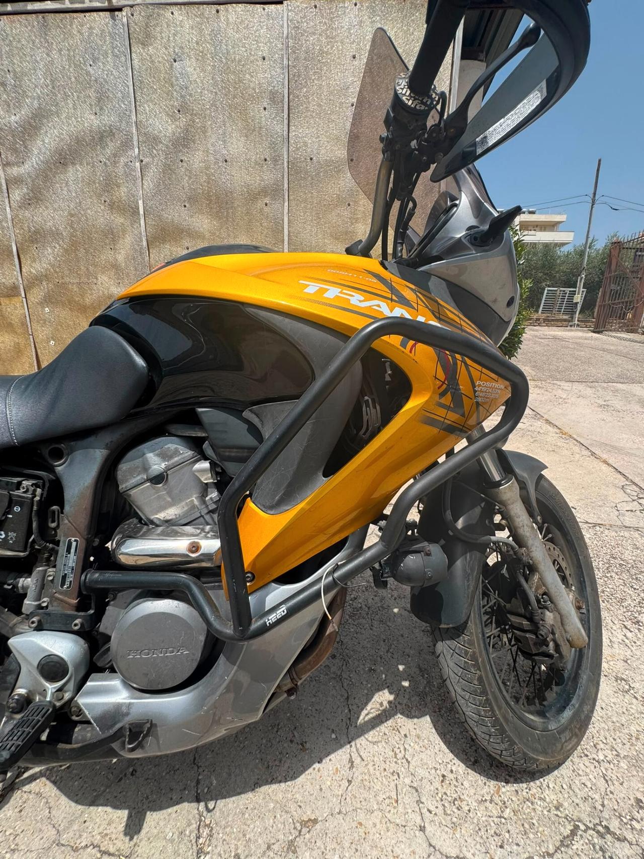 Honda Transalp XL 700 V, KM ORIGINALI, OTTIME CONDIZIONI