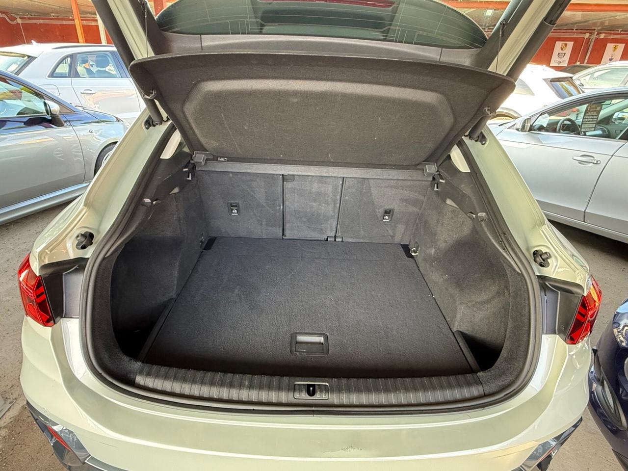 Q3 SPB 2.0 TDI S tronic S line-Quattro -unipro-rate