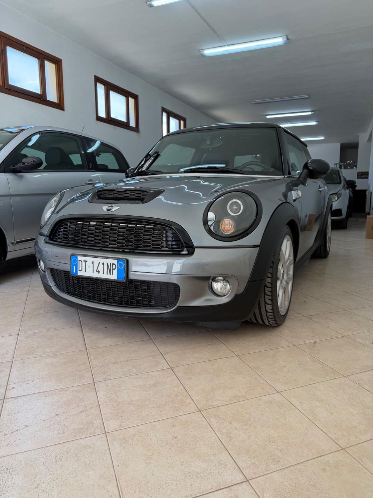 Mini 1.6 16V Cooper S Pepper