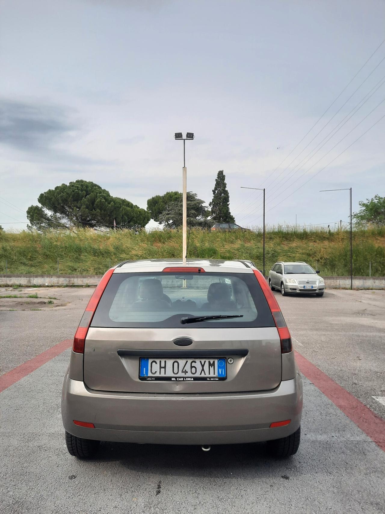 Ford Fiesta 1.2 16V 5p. Ambiente OK NEOPATENTATI