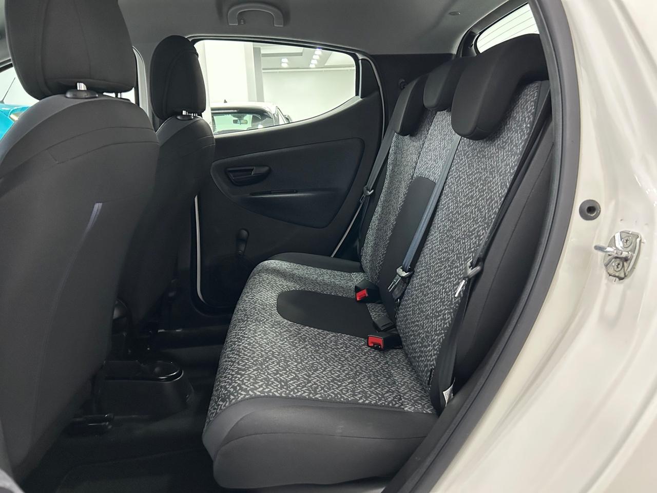 Lancia Ypsilon 1.2cc 69 CV 5 porte Gold