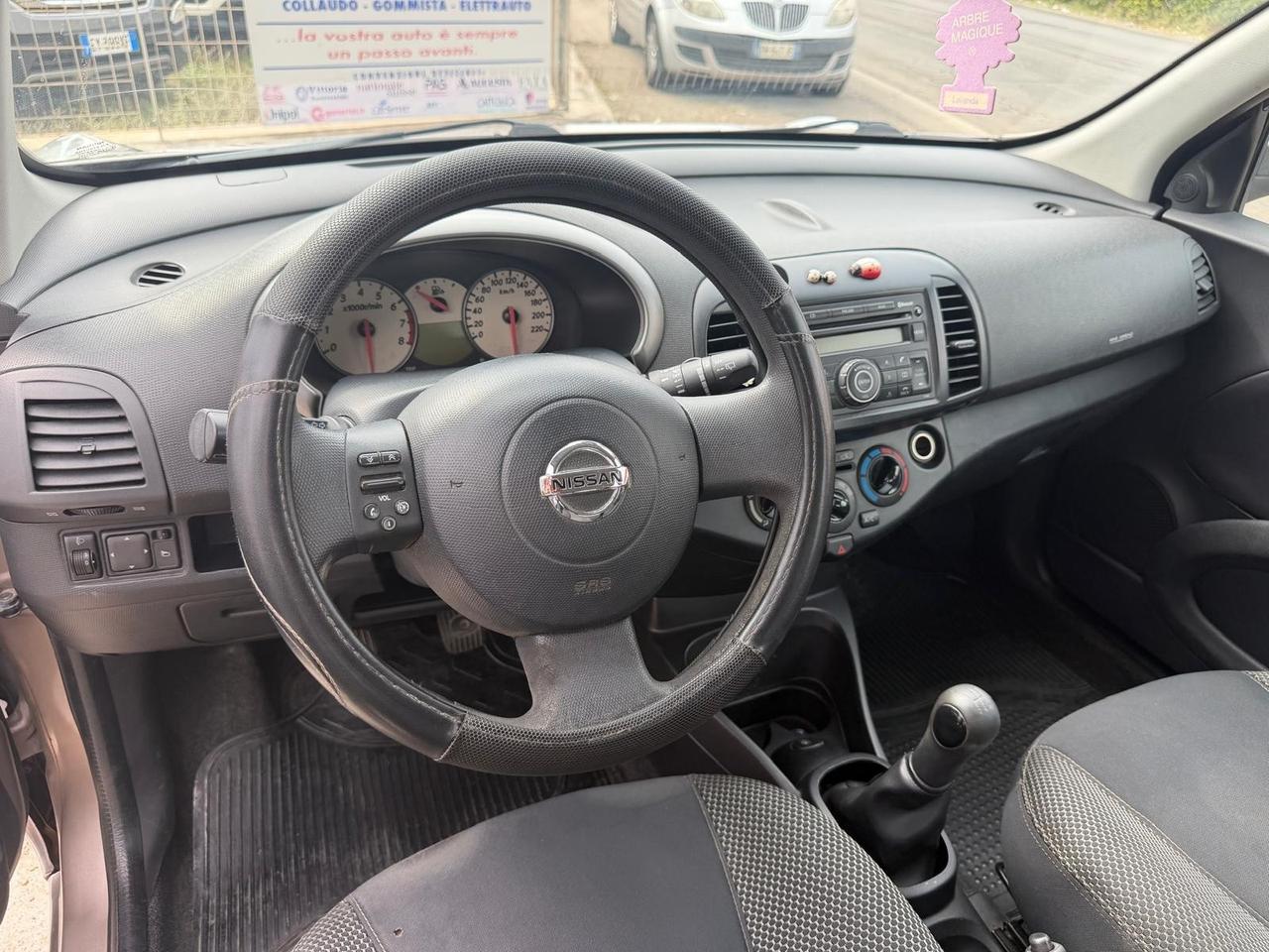 Nissan Micra 1.2 benz - 5 porte