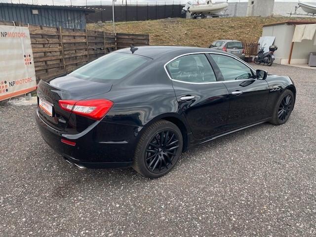 Maserati Ghibli V6 Diesel 275cv