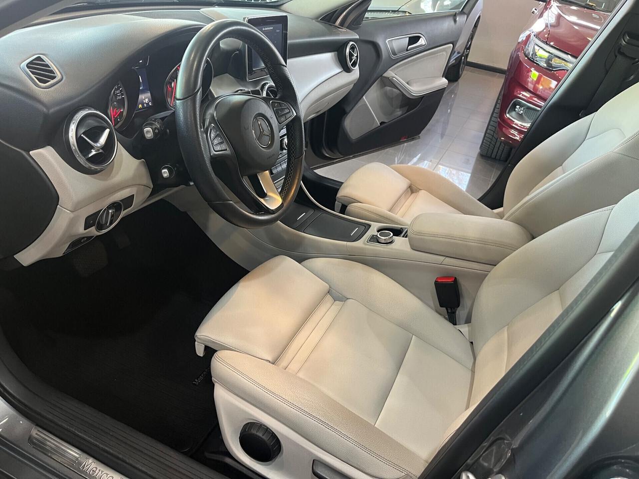 Mercedes-benz GLA 180 GLA 180 Premium auto
