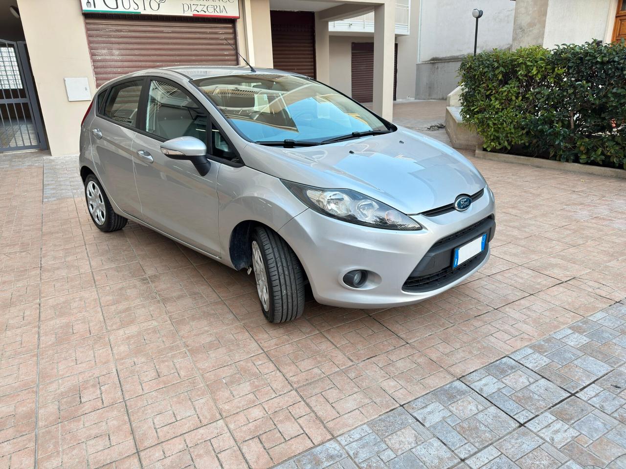 Ford Fiesta 1.2 82 cv 5 porte Titanium