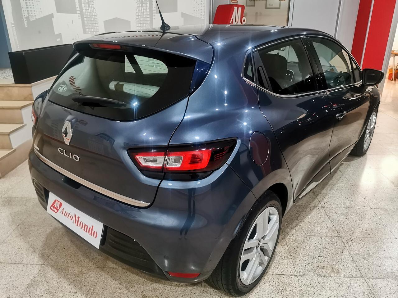 Renault Clio dCi 8V 90 CV 5 porte Moschino Zen