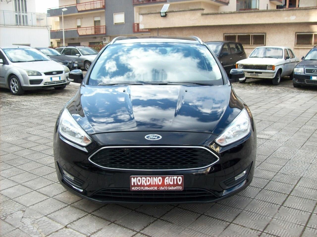 Ford Focus SW 1.5 TDCi 120CV S&S Titanium Navy