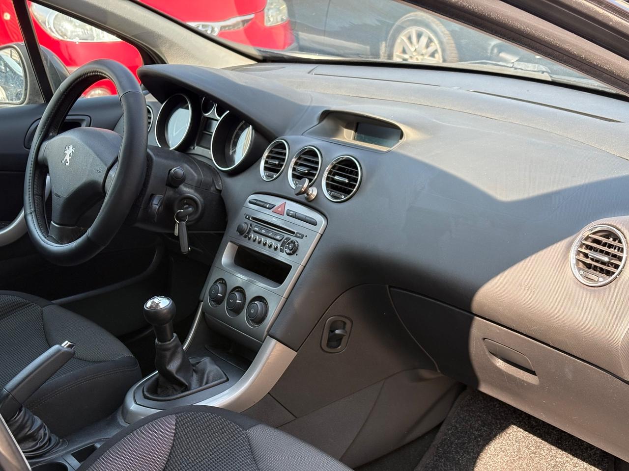 Peugeot 308 1.6 VTi 120CV 5p. GPL