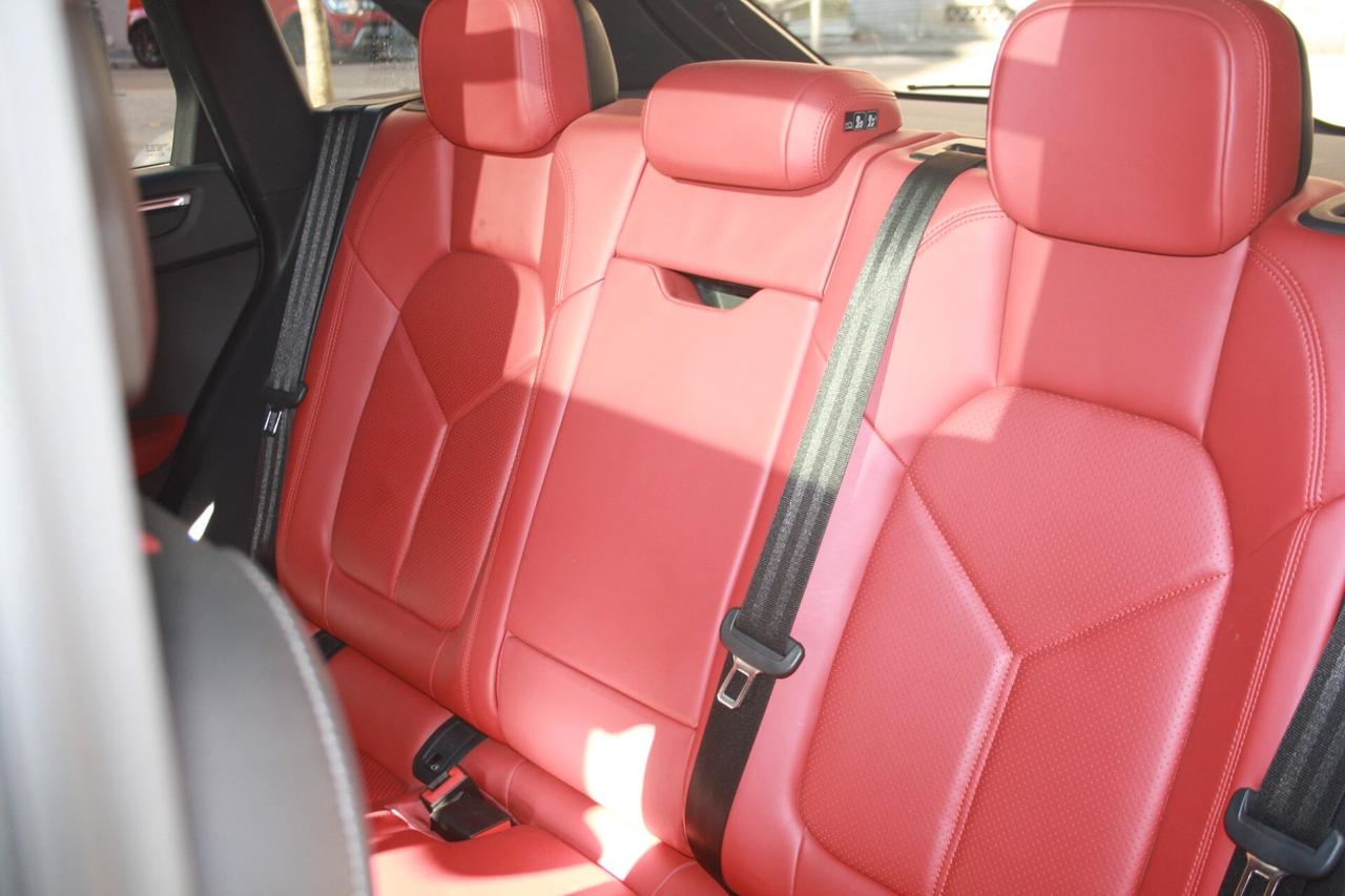 Porsche Macan 2.0 Restyling 252CV PDK - OTTIME CON