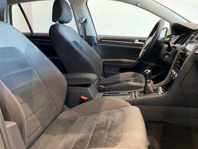 VOLKSWAGEN Golf 1.4 TGI 5p. R-Line Unico Proprietario