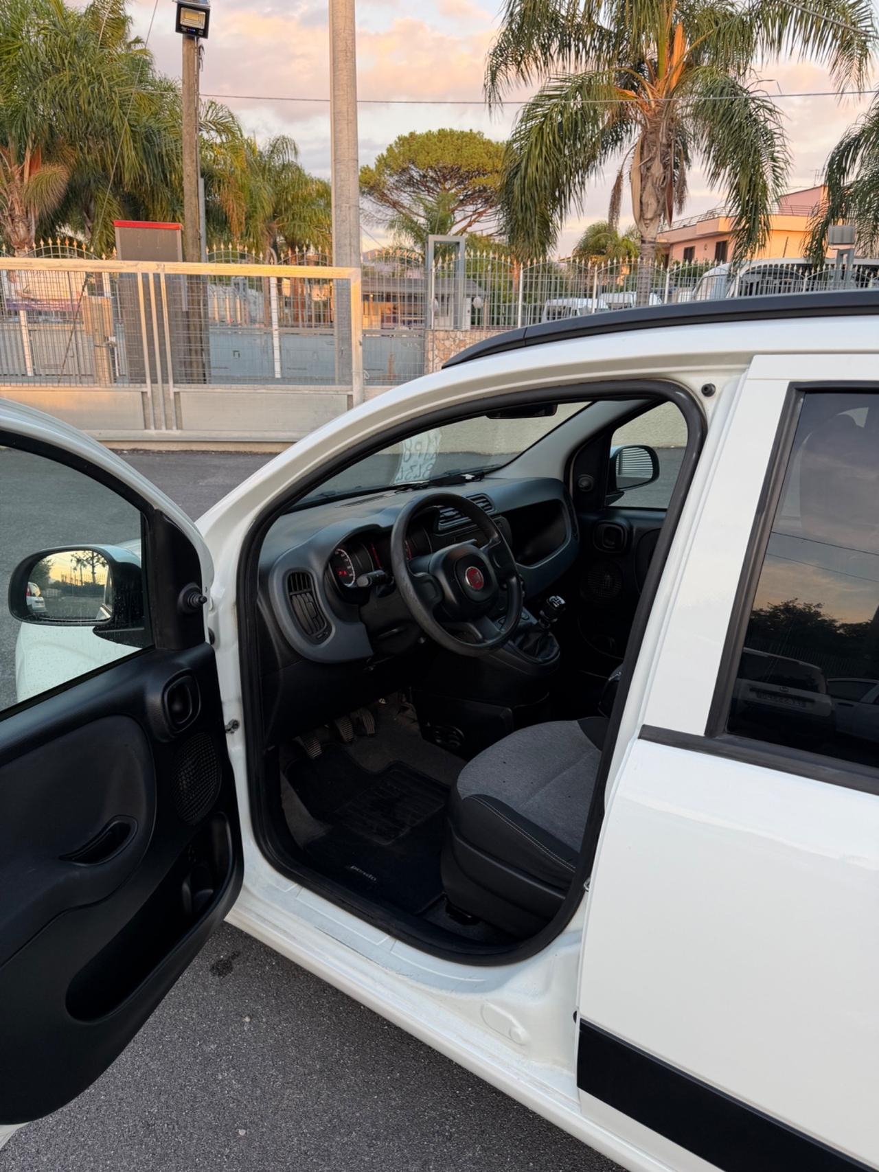 FIAT PANDA 1.2 LOUNGE UNICO PROPRIETARIO 65.000Km