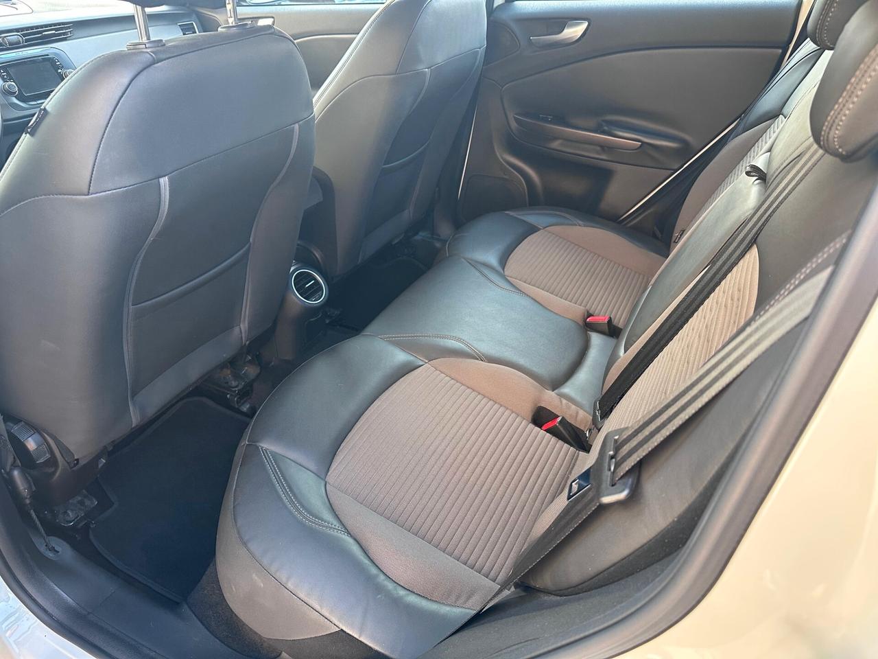 Alfa Romeo Giulietta 1.6 JTDm-2 105 CV Business*EURO5*CERCHI