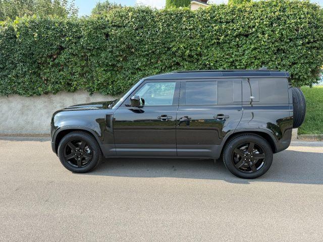 LAND ROVER Defender 110 3.0D I6 200 CV AWD Auto SE TOTAL BLACK IVA ESP