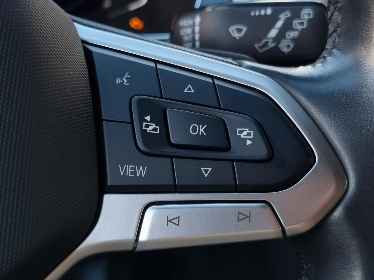 Volkswagen Passat VIII Variant 2.0 tdi Executive 200cv dsg