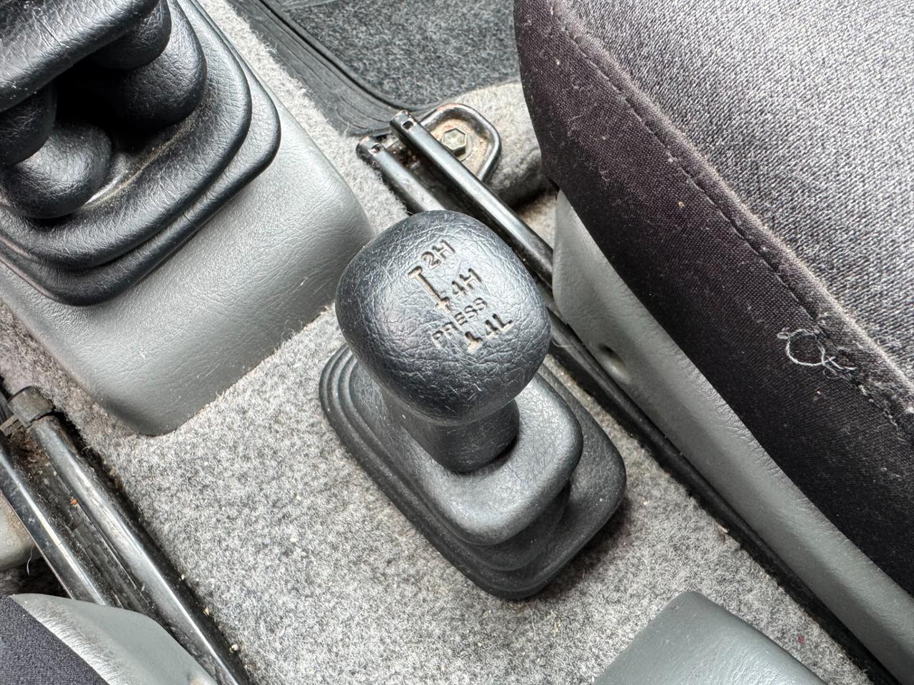 Suzuki Jimny 1.3i 16V cat 4WD JLX