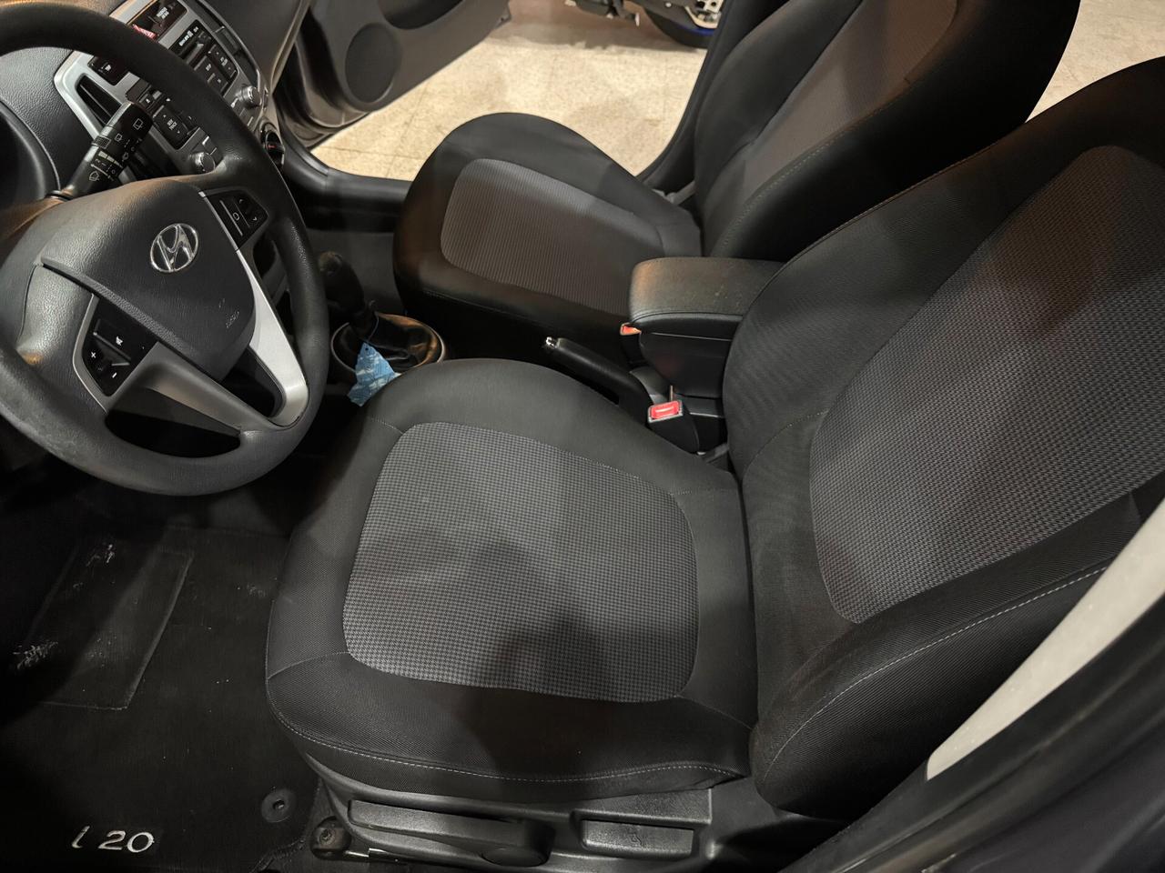 Hyundai i20 1.1 CRDi 12V 5 porte Comfort OK NEOPATENTATI